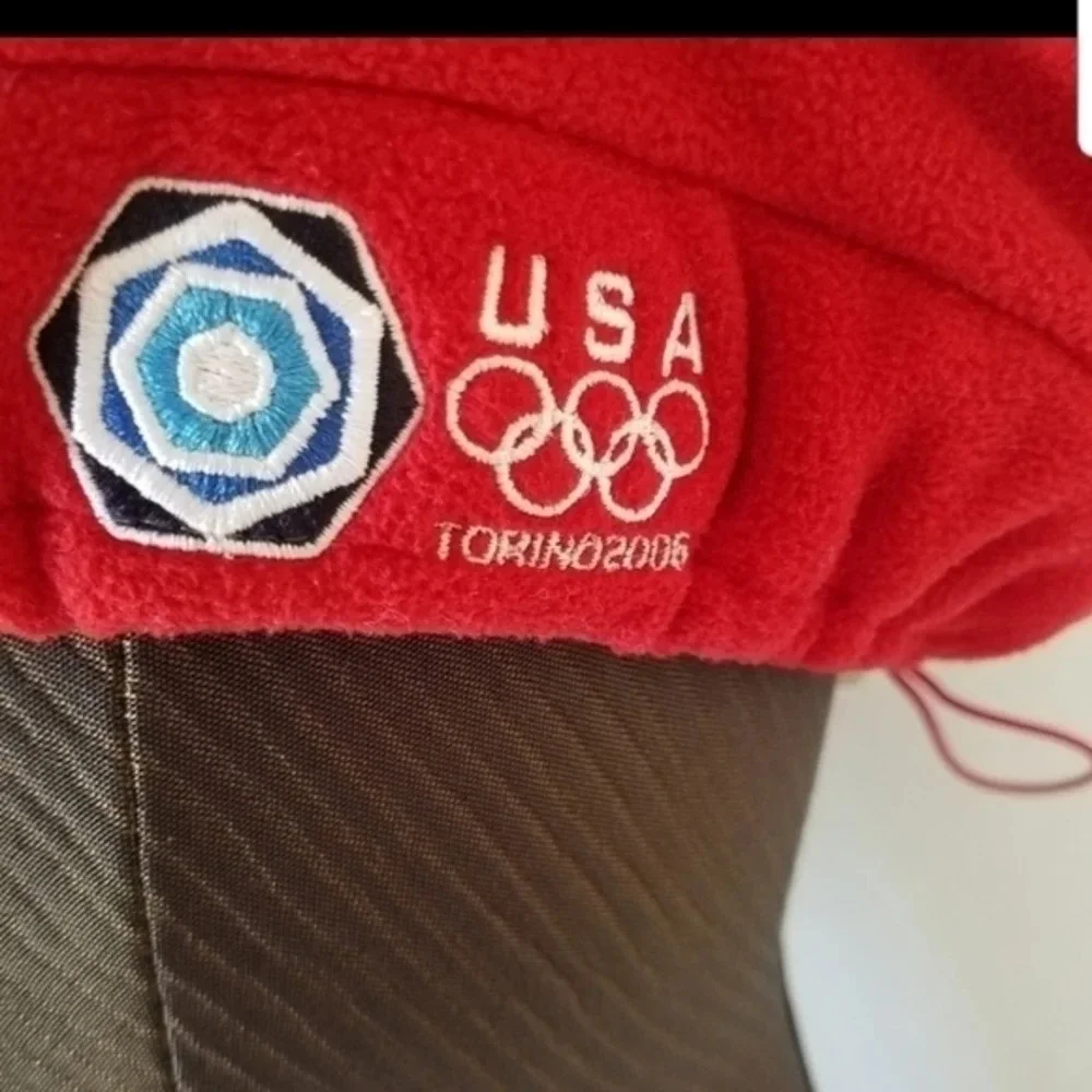 Collectible Torino‎ Winter Olympics 2006 Roots Red White Beret